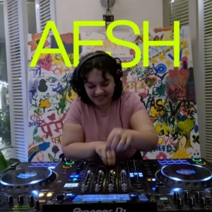 AESH ARRIVES ON THE ISLAND