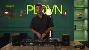 PLOVN ARRIVES ON THE ISLAND
