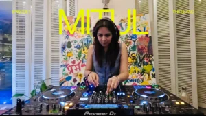 Mitul arrives on the island